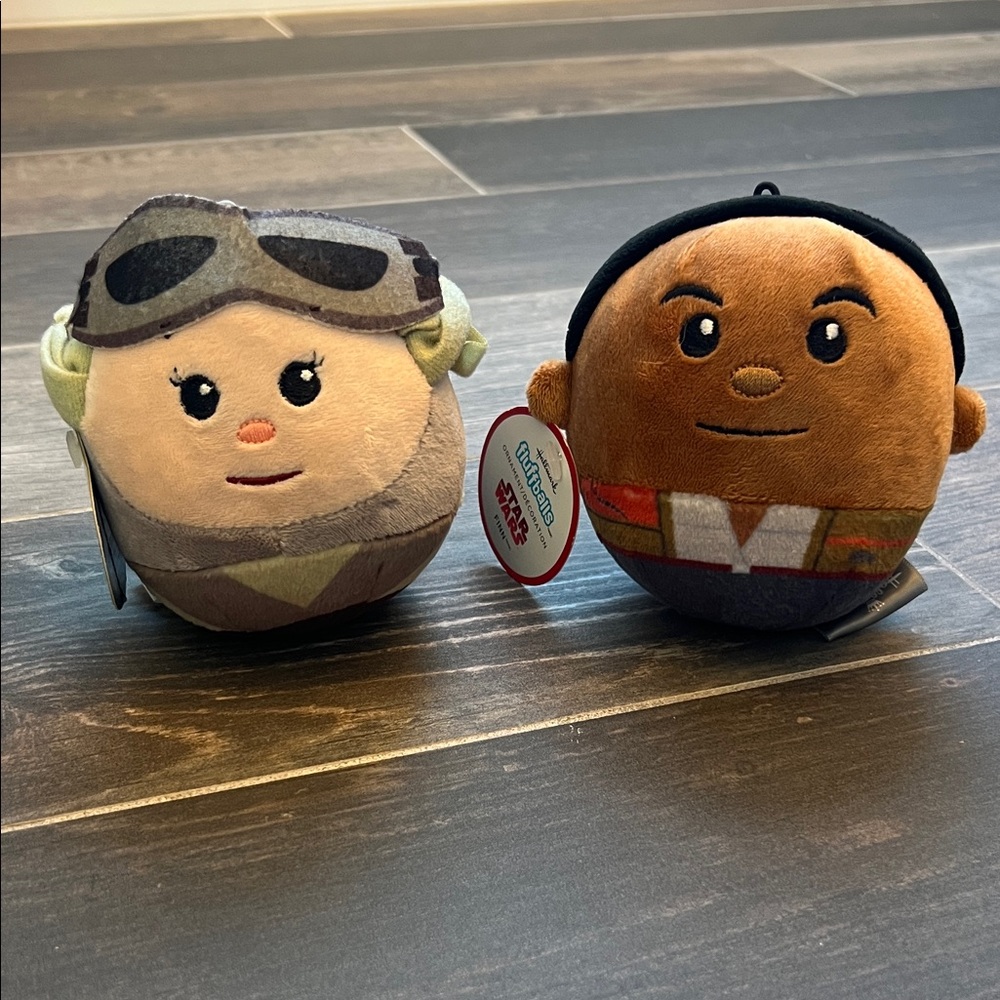 Disney Star Wars Fluffballs Ornament or Decoration Set